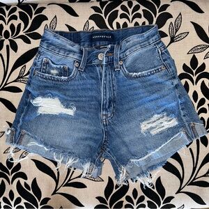 Aeropostal Jean shorts Mom shorts denim size 000